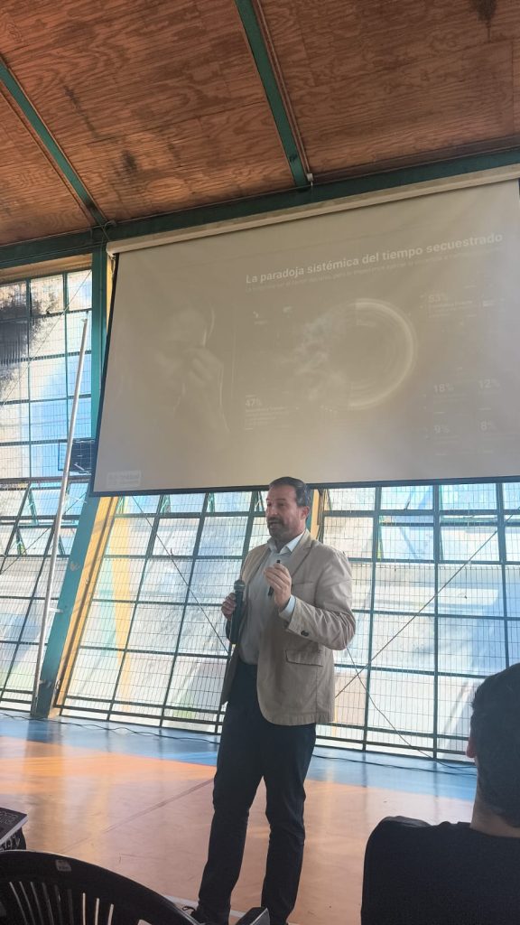 En nuestro establecimiento se realiza charla de Inteligencia Artificial