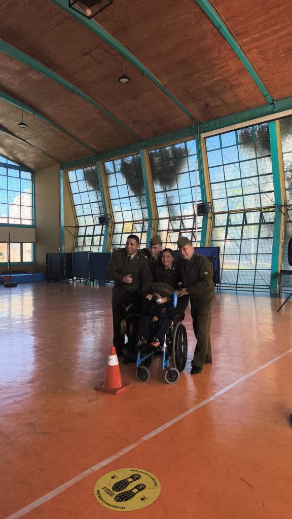 El día del carabinero se conmemora con la visita a nuestro establecimiento de la novena comisaría, enseñando a nuestros estudiantes a cuidarse, y conocer que siempre están presentes para ayudarnos