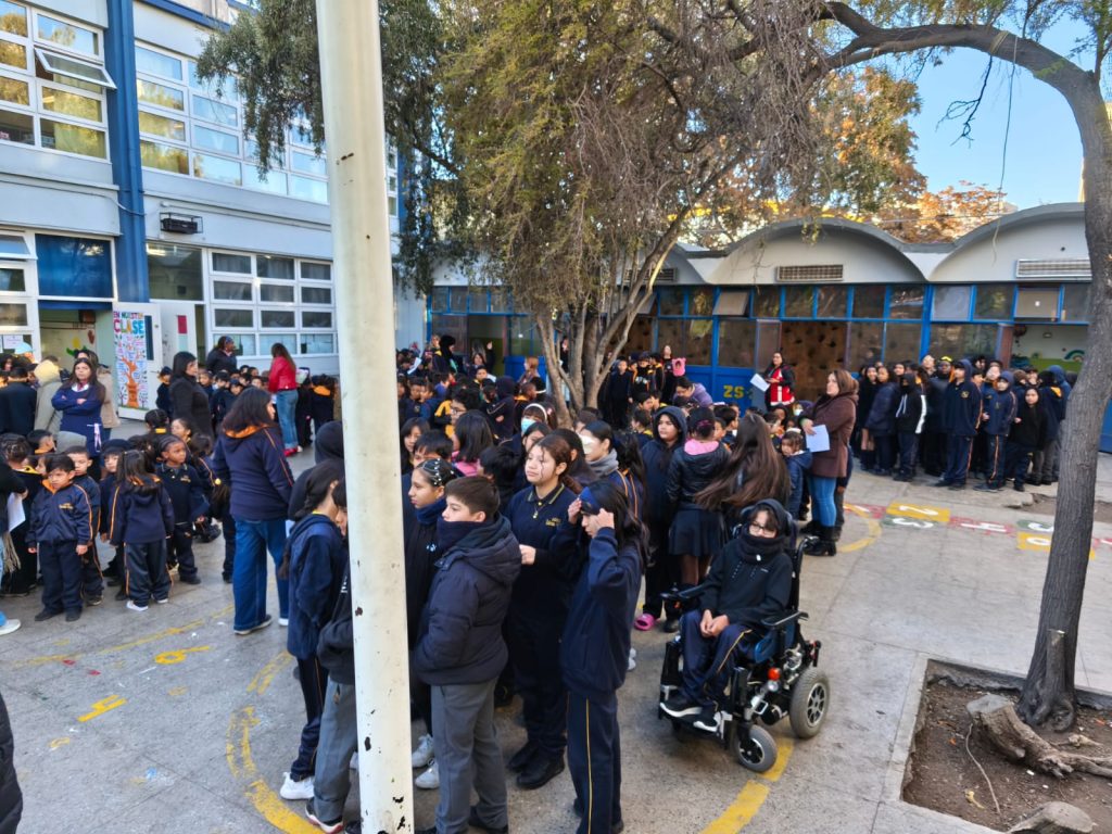 El liceo Gabriela Mistral realiza su primer ensayo de Simulacro